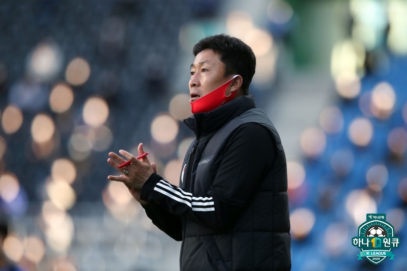 이기형 부산아이파크 감독대행. 한국프로축구연맹 제공
