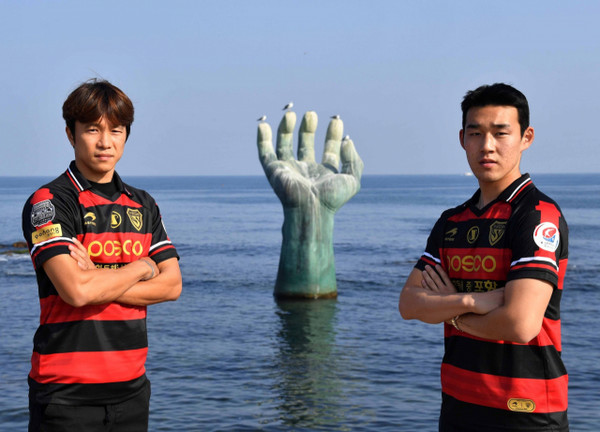 김광석, 송민규(이상 포항). 포항스틸러스 제공