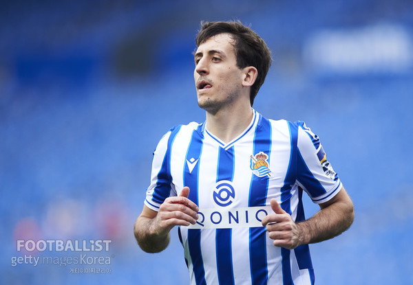 미켈 오야르사발