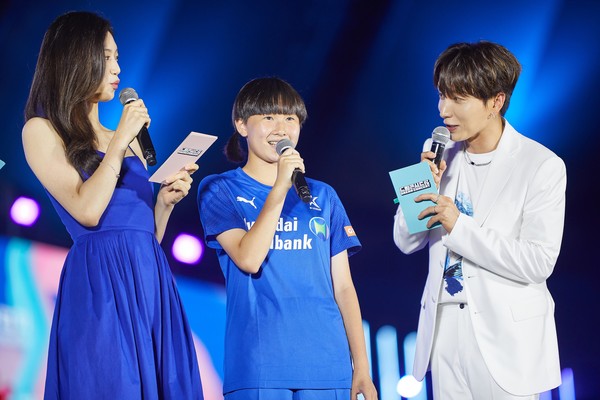 왼쪽부터 김도연, 엄예빈 멘티, 이특. 한국프로축구연맹