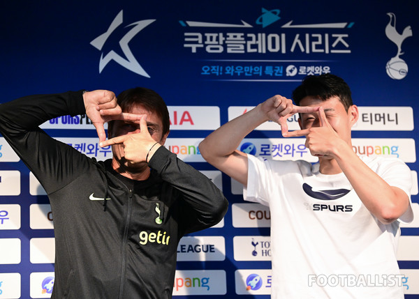 안토니오 콘테(왼쪽), 손흥민(이상 토트넘홋스퍼). 서형권 기자