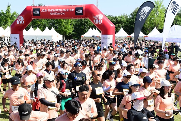 영원아웃도어 / 노스페이스 제공