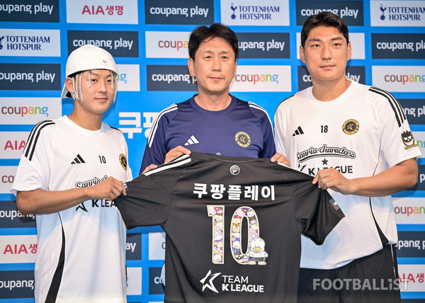 이승우(왼쪽), 박태하 감독(중앙), 주민규(오른쪽). 서형권 기자