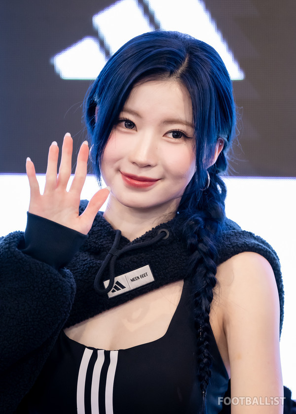 [포토] '팬들 빠져들게 만드는 미소' 베이비몬스터 아사