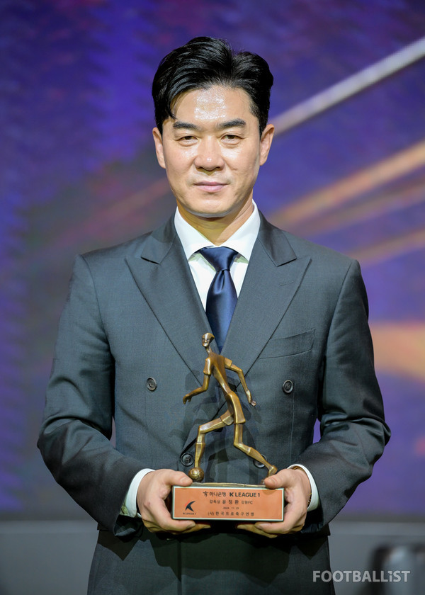 윤정환 감독(강원FC). 서형권 기자
