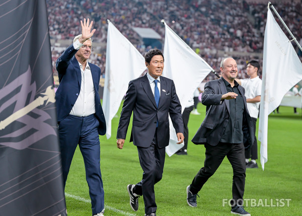 아르센 벵거 감독, 차범근 전 감독, 라파엘 베니테스 감독(왼쪽부터). 서형권 기자