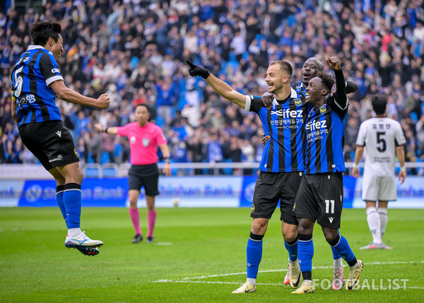 이명주, 무고사, 바로우, 제르소(왼쪽부터, 인천 유나이티드). 서형권 기자