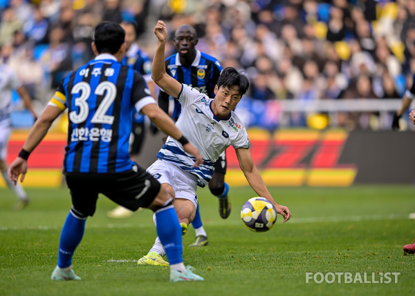 김영환(오른쪽, 충북청주). 서형권 기자