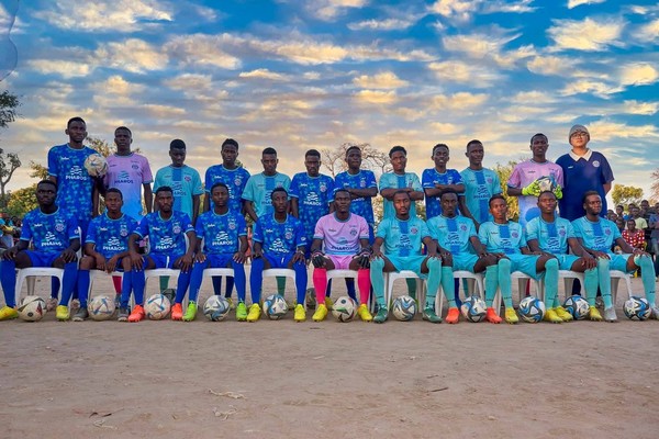 치주물루유나이티드 선수단. 창박골 본인 제공